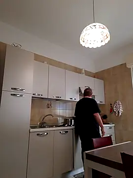 Snapshot of bluangelo chatting on October 2025 08:15:01 AM bluangelo online show from October 2025 08:15:01 AM