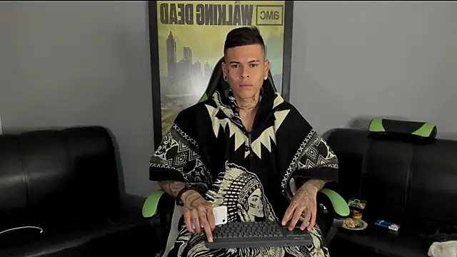 Snapshot of jamesinked_ chatting on December 2024 04:31:02 AM jamesinked  online show from December 2024 04:31:02 AM