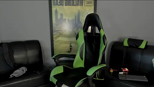 Snapshot of jamesinked_ chatting on January 2025 07:21:02 PM jamesinked  online show from January 2025 07:21:02 PM