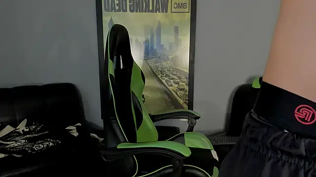 Snapshot of jamesinked_ chatting on January 2025 03:43:01 PM jamesinked  online show from January 2025 03:43:01 PM