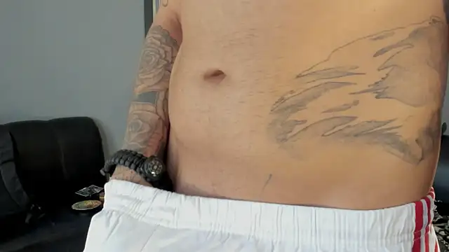 Snapshot of jamesinked_ chatting on February 2025 06:15:02 PM jamesinked  online show from February 2025 06:15:02 PM