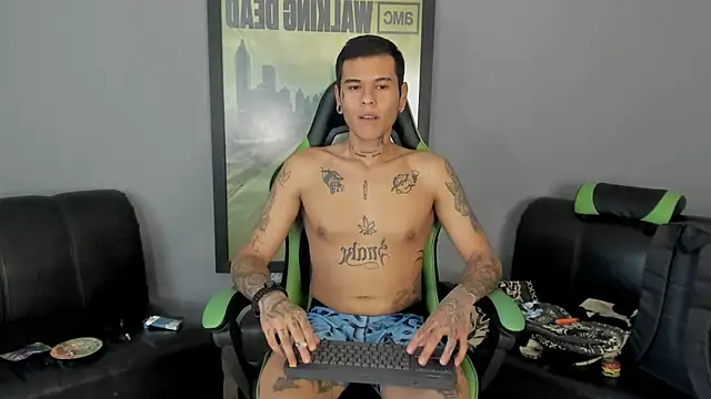 Snapshot of jamesinked_ chatting on February 2025 08:02:02 PM jamesinked  online show from February 2025 08:02:02 PM