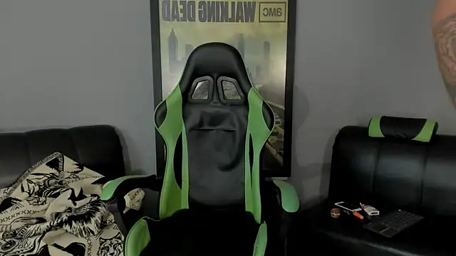 Snapshot of jamesinked_ chatting on February 2025 08:03:01 PM jamesinked  online show from February 2025 08:03:01 PM