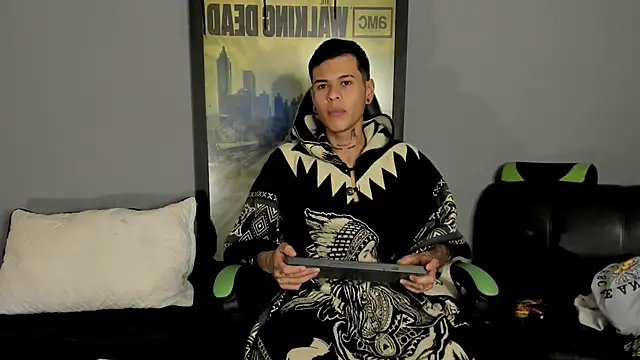 Snapshot of jamesinked_ chatting on March 2025 12:48:02 AM jamesinked  online show from March 2025 12:48:02 AM