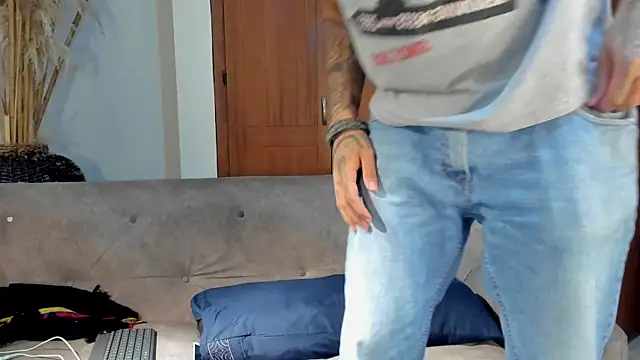 Snapshot of jamesinked_ chatting on October 2025 02:25:02 AM jamesinked  online show from October 2025 02:25:02 AM