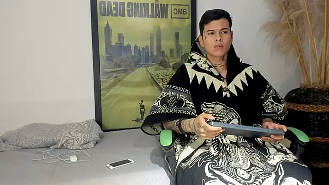 jamesinked  online show from January 2026 08:01:01 PM