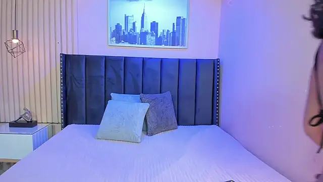 viiolett lee online show from November 2025 10:14:02 PM