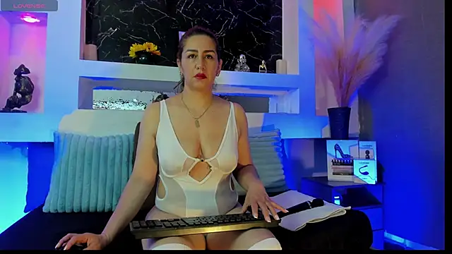 Cinthya mjs online show from January 2026 01:59:01 PM