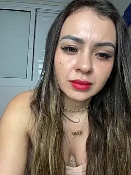 Snapshot of carol_amorim chatting on June 2026 11:38:02 PM carol amorim online show from June 2026 11:38:02 PM