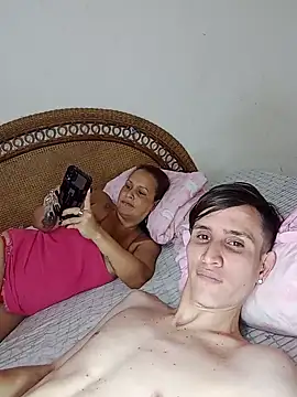 Milfvalesk online show from January 2025 09:07:01 PM