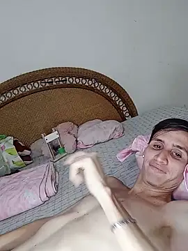 Milfvalesk online show from January 2025 10:38:01 PM