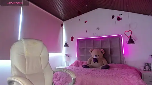 Snapshot of Melody_Ds chatting on March 2025 10:10:01 PM Melody Ds online show from March 2025 10:10:01 PM