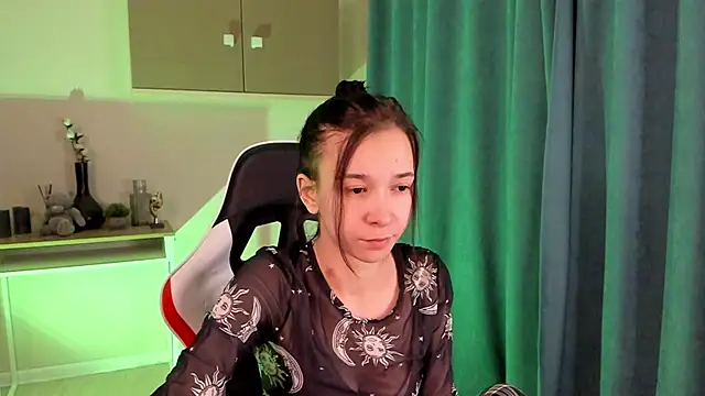 LilithStrangfor online show from December 2024 04:55:02 AM