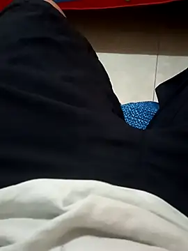 beautiful hands  online show from October 2025 09:54:01 AM