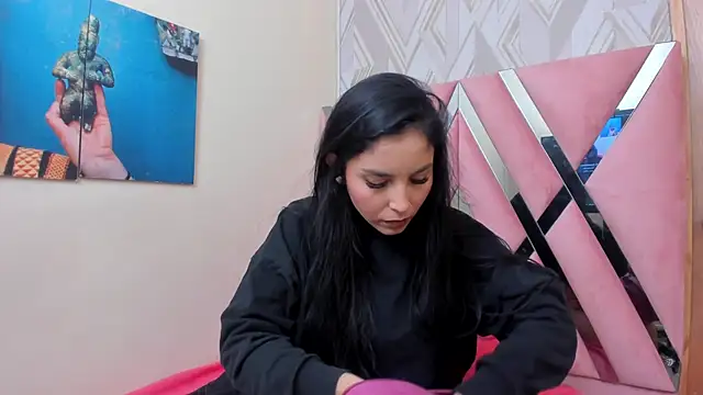  miaquevedo  online show from January 2025 12:18:01 PM