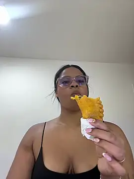 SussiSotto online show from December 2024 03:53:02 PM