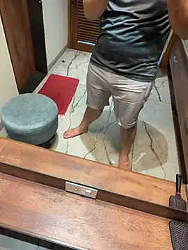 versatile guy01 online show from February 2026 09:57:02 AM