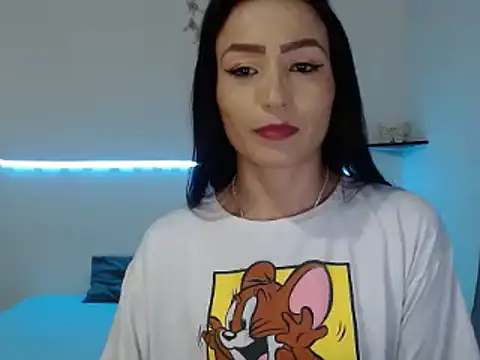 Sara-Guzman1 online show from February 2025 05:05:02 AM