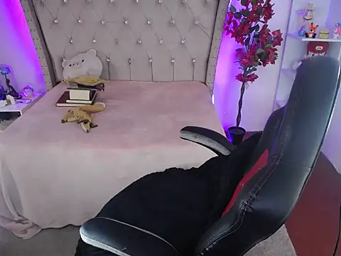 Shaddycute  online show from February 2025 03:17:01 PM