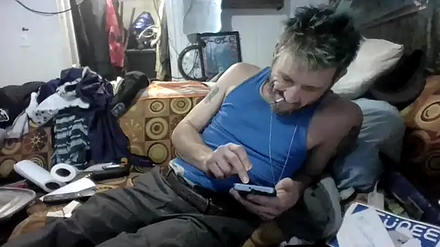 Snapshot of gettinit2wice chatting on June 2026 05:15:02 PM gettinit2wice online show from June 2026 05:15:02 PM