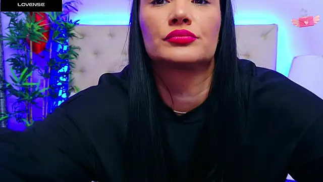 Snapshot of DaliyaArabian chatting on February 2025 03:47:02 PM DaliyaArabian online show from February 2025 03:47:02 PM