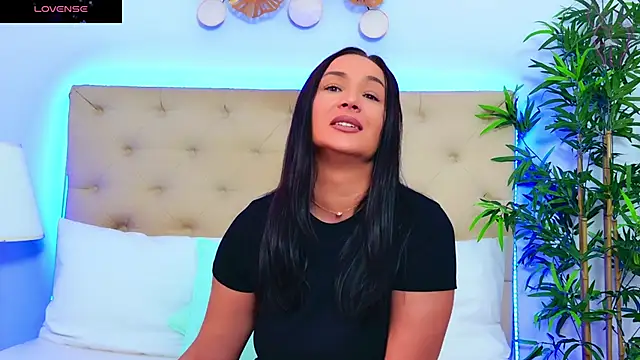 Snapshot of DaliyaArabian chatting on September 2025 11:58:01 AM DaliyaArabian online show from September 2025 11:58:01 AM