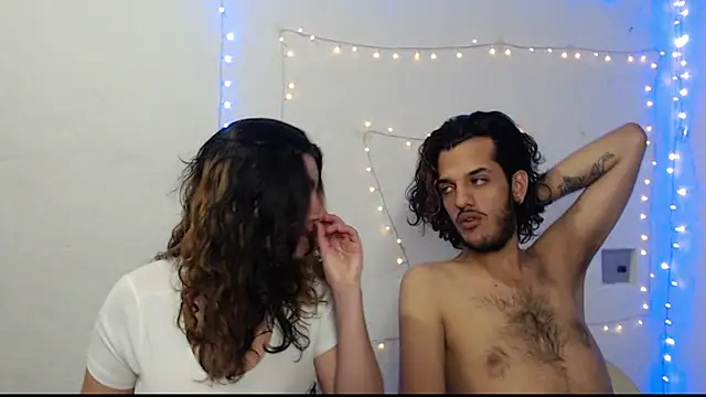 Snapshot of Calypso_and_Dimitri chatting on January 2025 03:41:02 AM Calypso and Dimitri online show from January 2025 03:41:02 AM