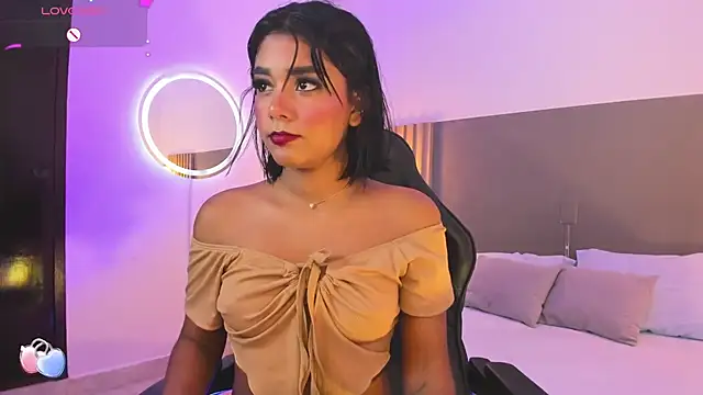 caro03x online show from October 2025 02:12:01 AM