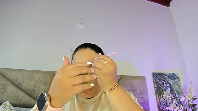 Snapshot of Salomesimos1 chatting on January 2025 04:35:01 PM Salomesimos1 online show from January 2025 04:35:01 PM