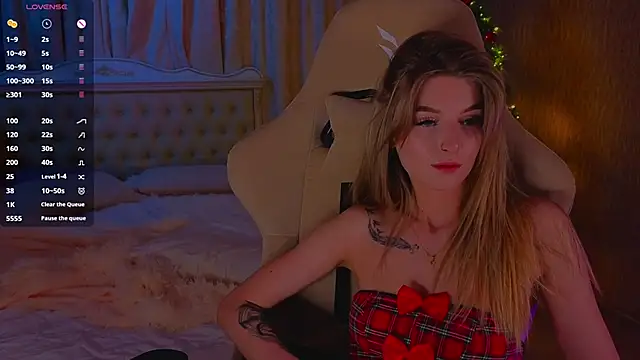 Saillise online show from December 2024 02:02:02 AM