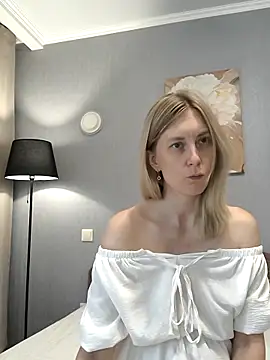 AvelinaLeoni online show from September 2025 05:29:01 AM