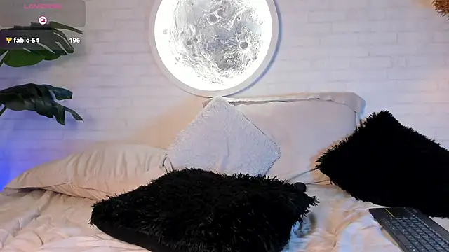 Elise Diamond online show from February 2025 04:55:01 AM