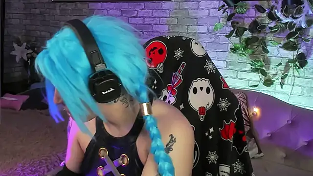 Snapshot of Alex_Howell chatting on January 2025 08:44:01 PM Alex Howell online show from January 2025 08:44:01 PM