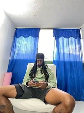 Malkon Big online show from October 2025 09:46:01 PM