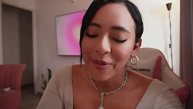 MavyStar online show from April 2026 08:34:02 PM