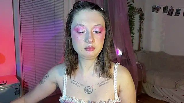 Jenny darling love online show from May 2026 07:11:02 PM