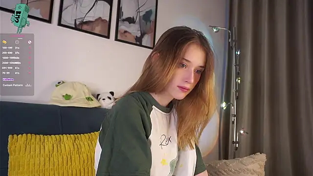 Snapshot of EdlinHargus chatting on February 2026 02:53:01 AM EdlinHargus online show from February 2026 02:53:01 AM