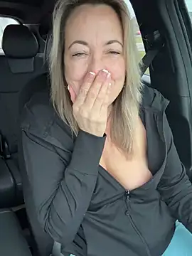 Snapshot of Cherry-red-xo chatting on December 2024 07:54:02 PM Cherry-red-xo online show from December 2024 07:54:02 PM