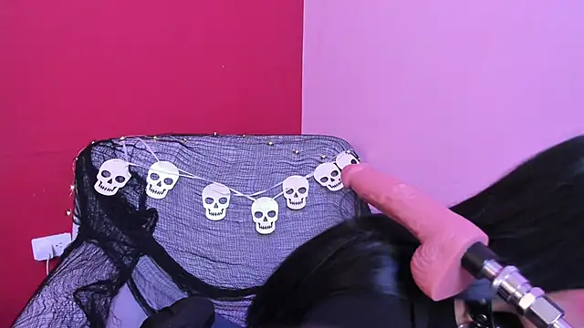 Kate bunny  online show from October 2025 11:28:01 AM