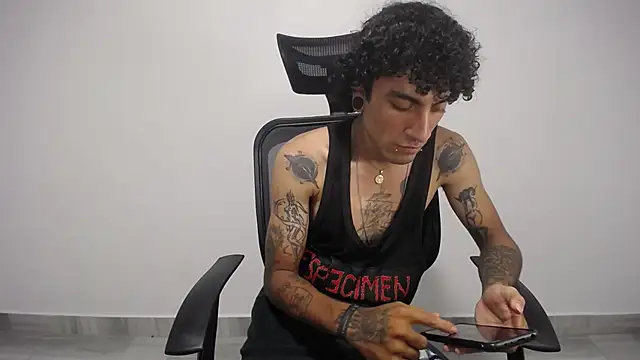 present the magic online show from January 2025 04:20:01 AM