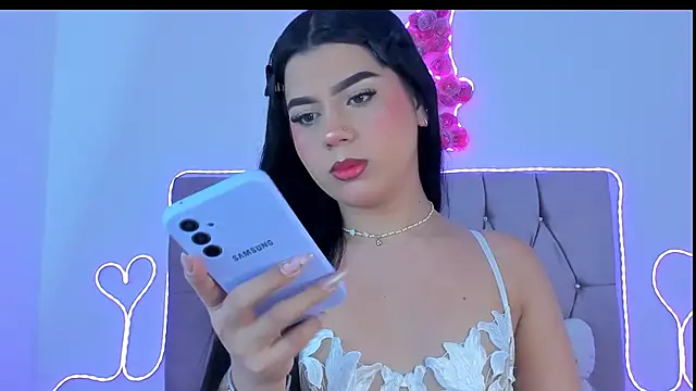 Snapshot of Ashley_piinkk_ chatting on March 2026 12:10:02 PM Ashley piinkk online show from March 2026 12:10:02 PM