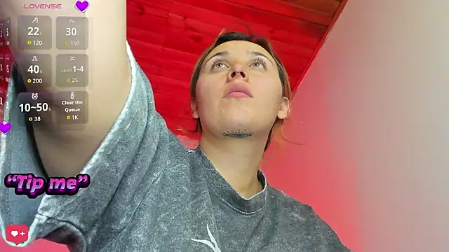 bonnie moon  online show from February 2026 08:36:02 PM