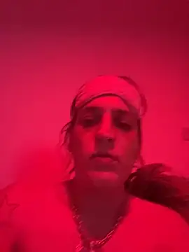 Haleytightlips1986 online show from April 2026 01:49:02 AM