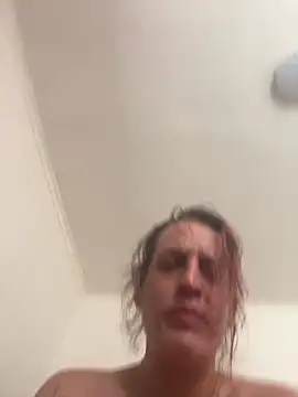 Haleytightlips1986 online show from April 2026 07:58:02 AM