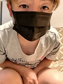 Snapshot of Osikokusama chatting on November 2025 01:43:01 PM Osikokusama online show from November 2025 01:43:01 PM