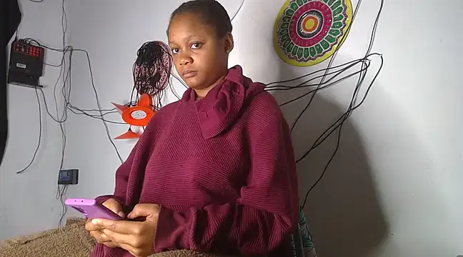 hot-tandy online show from March 2025 11:11:01 PM