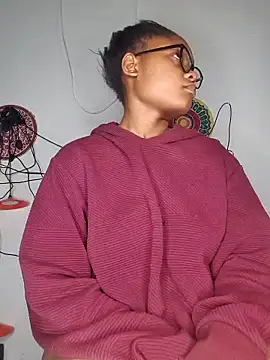 hot-tandy online show from March 2025 06:43:02 AM