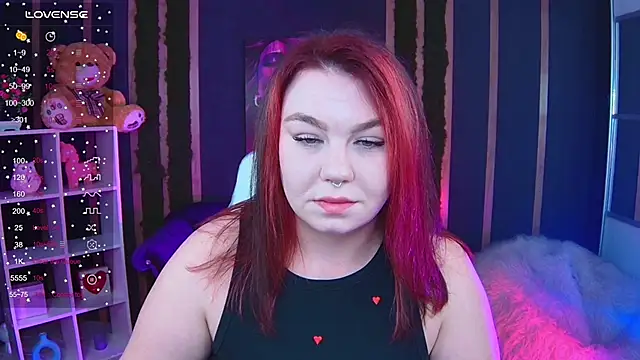 Lilumytrend online show from December 2025 12:10:01 PM