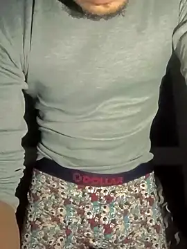 xyrus  online show from March 2025 06:26:02 PM