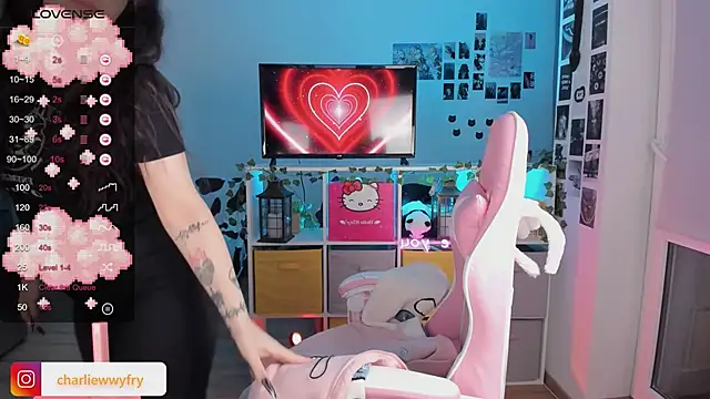 Snapshot of mollydoorsis1 chatting on February 2025 08:10:01 PM mollydoorsis1 online show from February 2025 08:10:01 PM